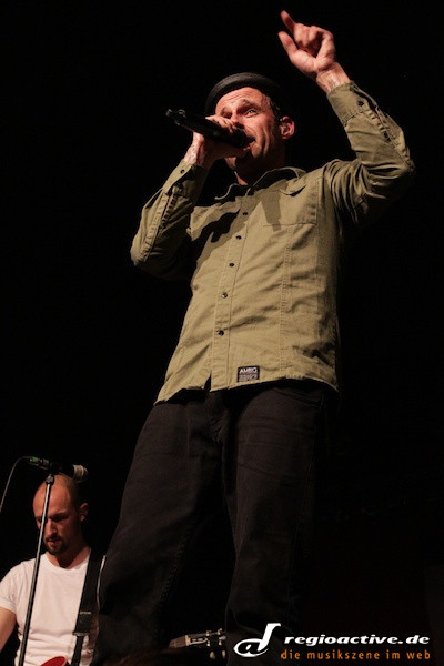 Donots (live in Hamburg, 2012)