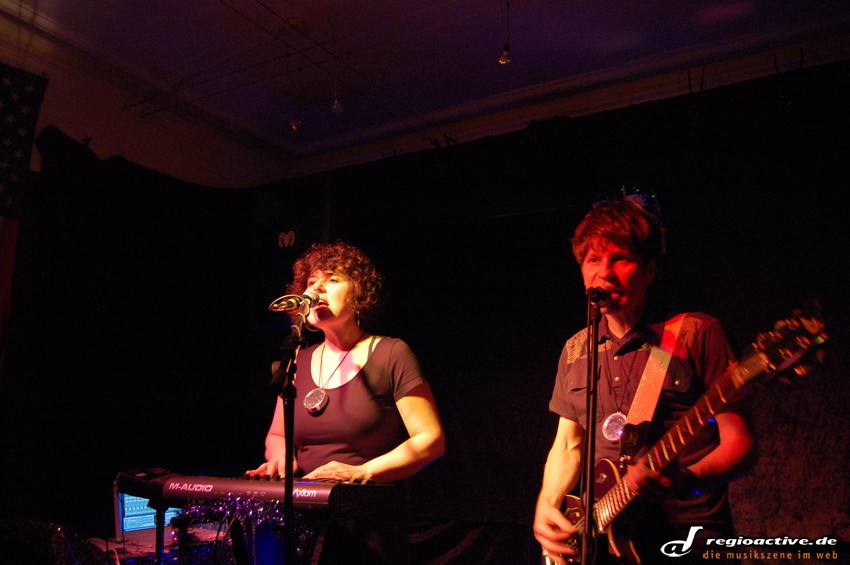 Die Woog Riots überzeugten bei ihrem Auftritt in Mannheim mit ihrem minimalistischen Elektro-Indie-Pop.